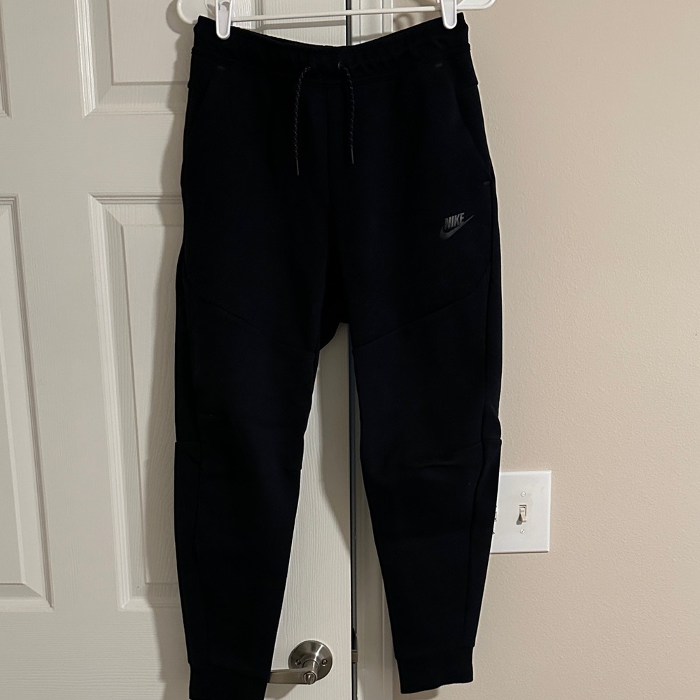 Nike Black Tech Sweatpants